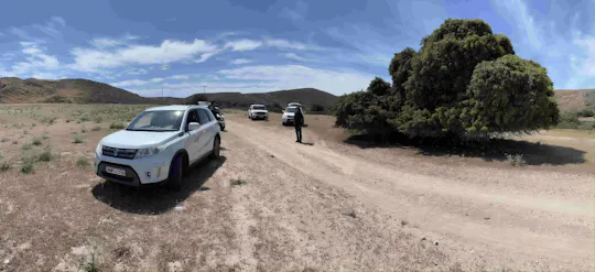 Full-day 4x4 experience of western Milos
