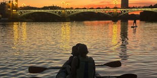 Experiência de caiaque ao pôr do sol em Sevilha