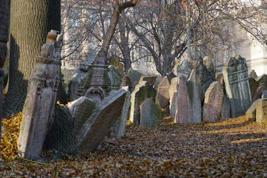 Self-guided discovery walk in Prague’s Jewish Quarter