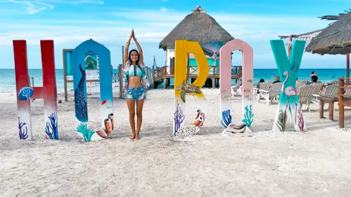 Full-day guided boat tour to Holbox and Passion Islands