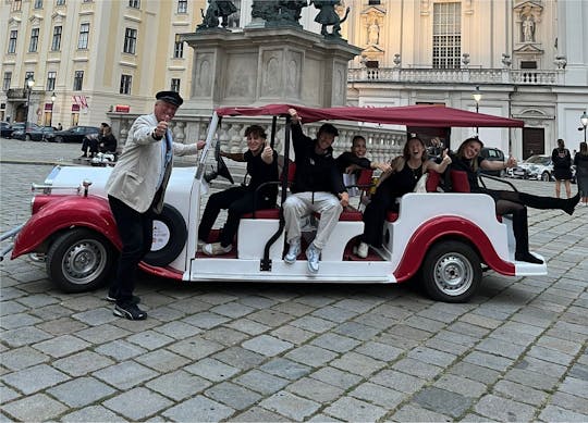 Recorrido en coche clásico eléctrico de 10 plazas por Viena