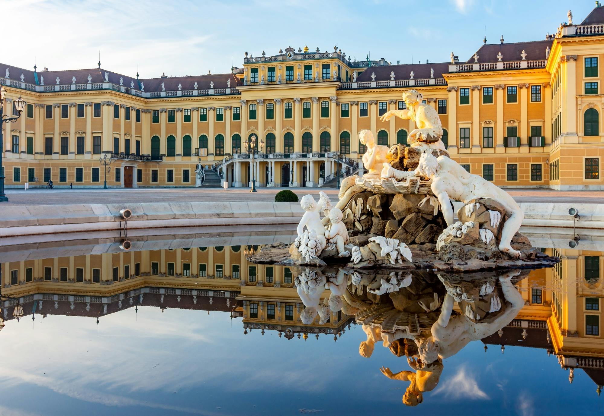 Visita guiada al Palacio y los jardines de Schönbrunn con acceso prioritario