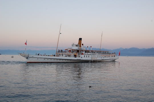 Geneva Grand Tour on a Historic Paddle Steamer