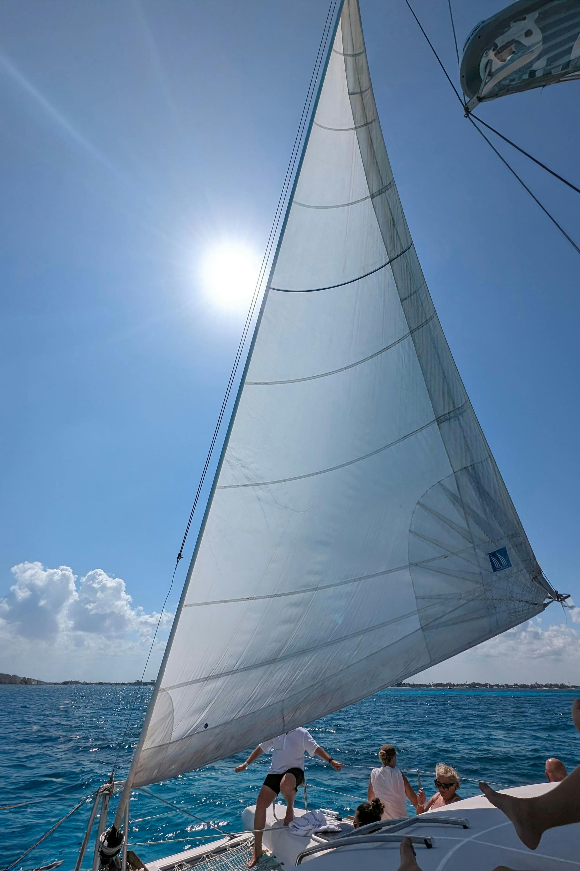 Excursion à Isla Mujeres réservée aux adultes, avec déjeuner au Beach Club