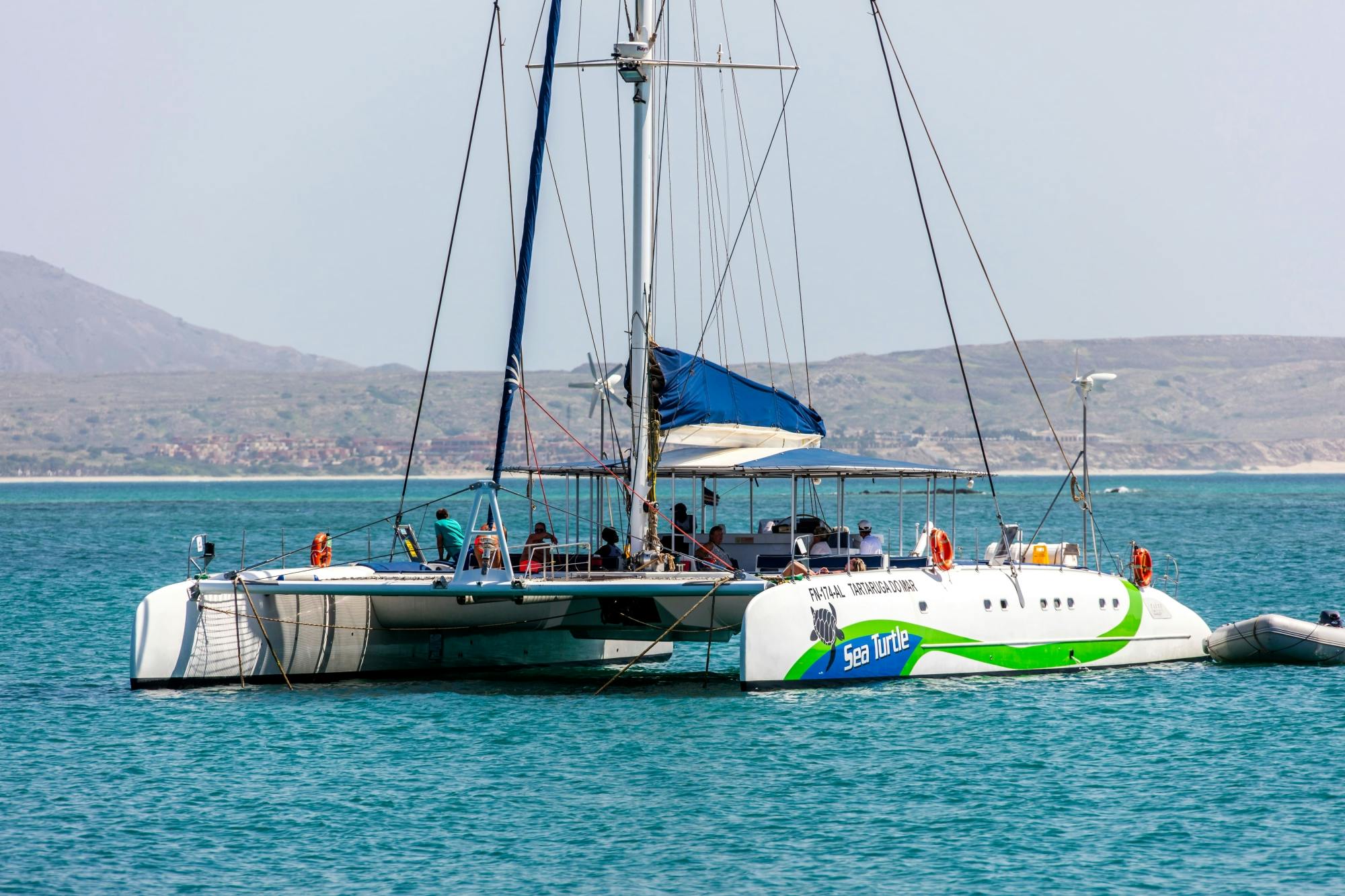 Cruzeiro de catamarã para a família