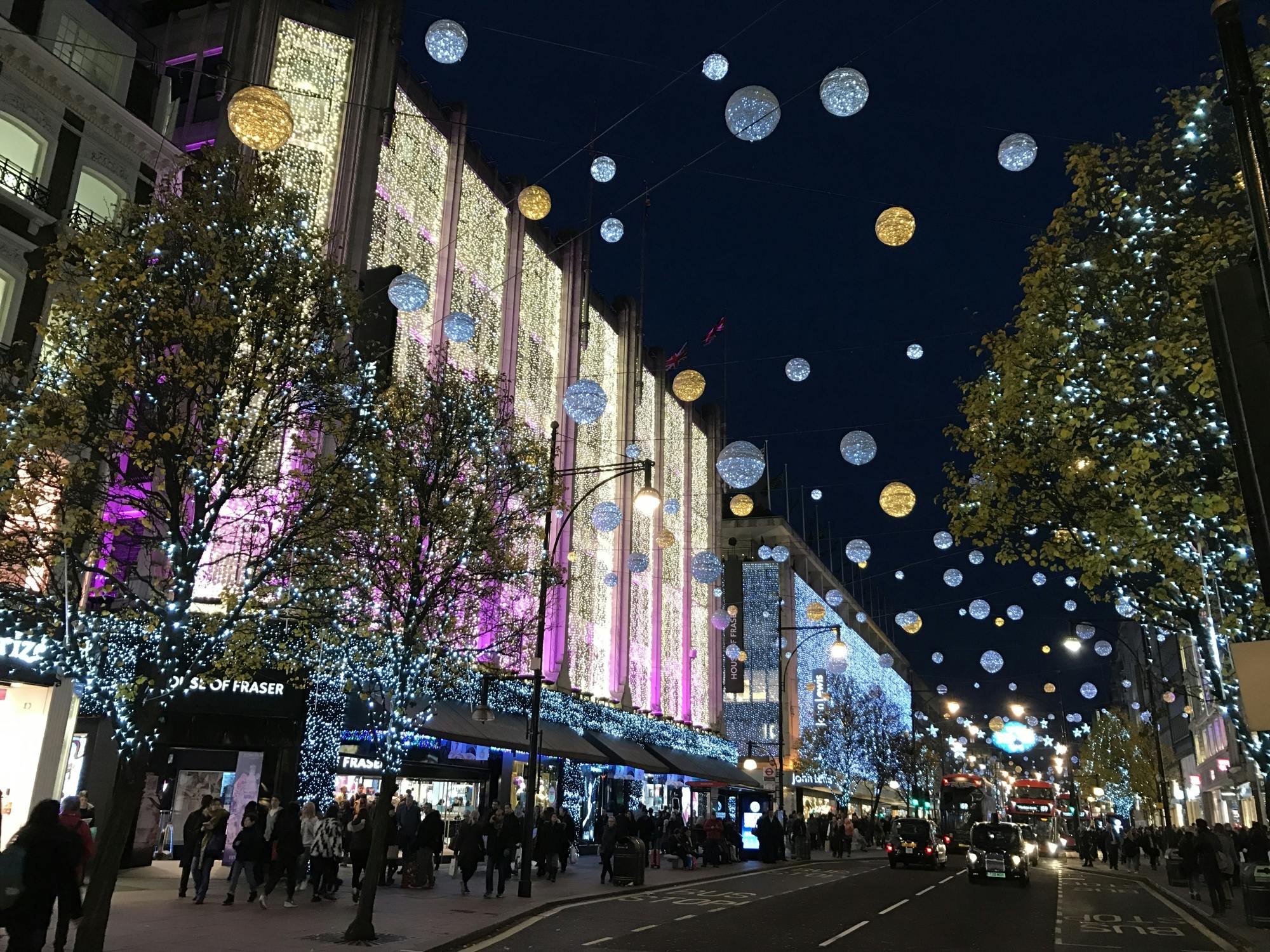 London Christmas Lights Open-Top Bus Tour