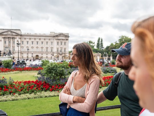 Passeio a pé pelos palácios e parlamento de Londres