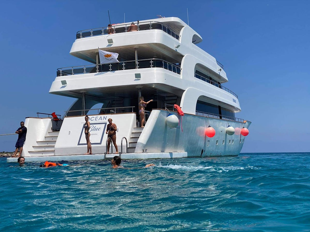 Middagcruise van een halve dag van Paphos naar Blue Lagoon