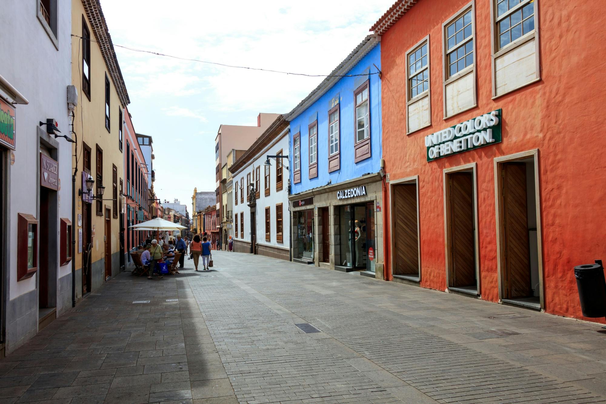 Transfer to La Laguna for Christmas Shopping & Lights