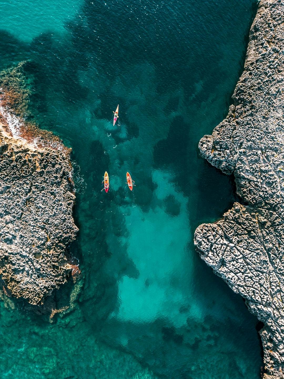 Visite guidée en stand-up paddle ou en kayak avec plongée en apnée