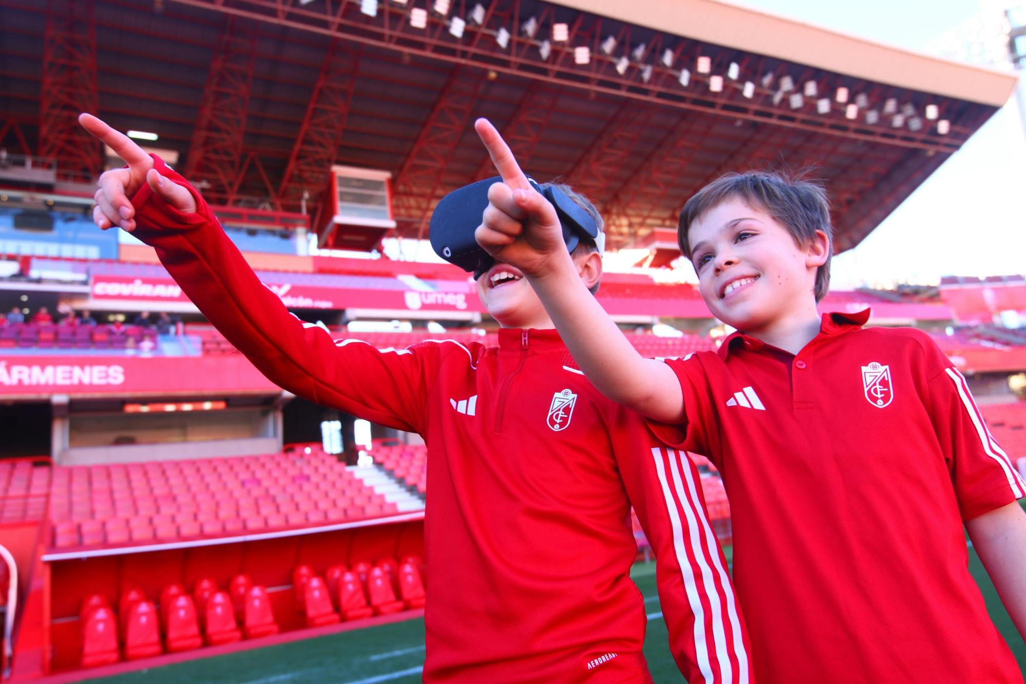 Granada CF Nuevo Estadio de Los Cármenes Interactieve rondleiding