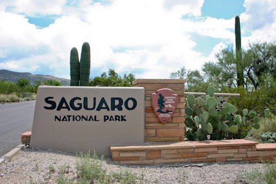Audio-guided driving tour to Saguaro National Park