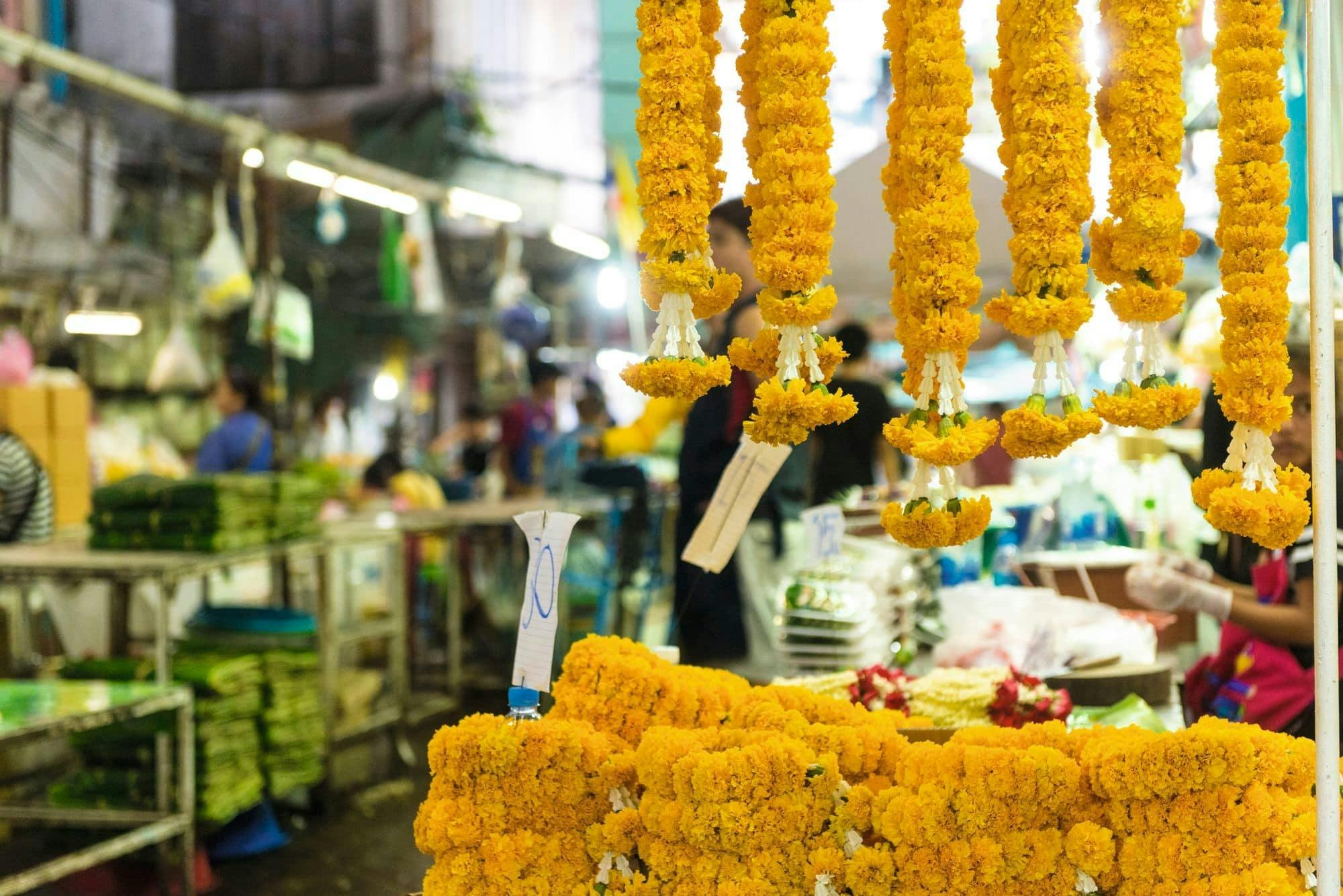 Talad Noi Community Tour and Flower Market