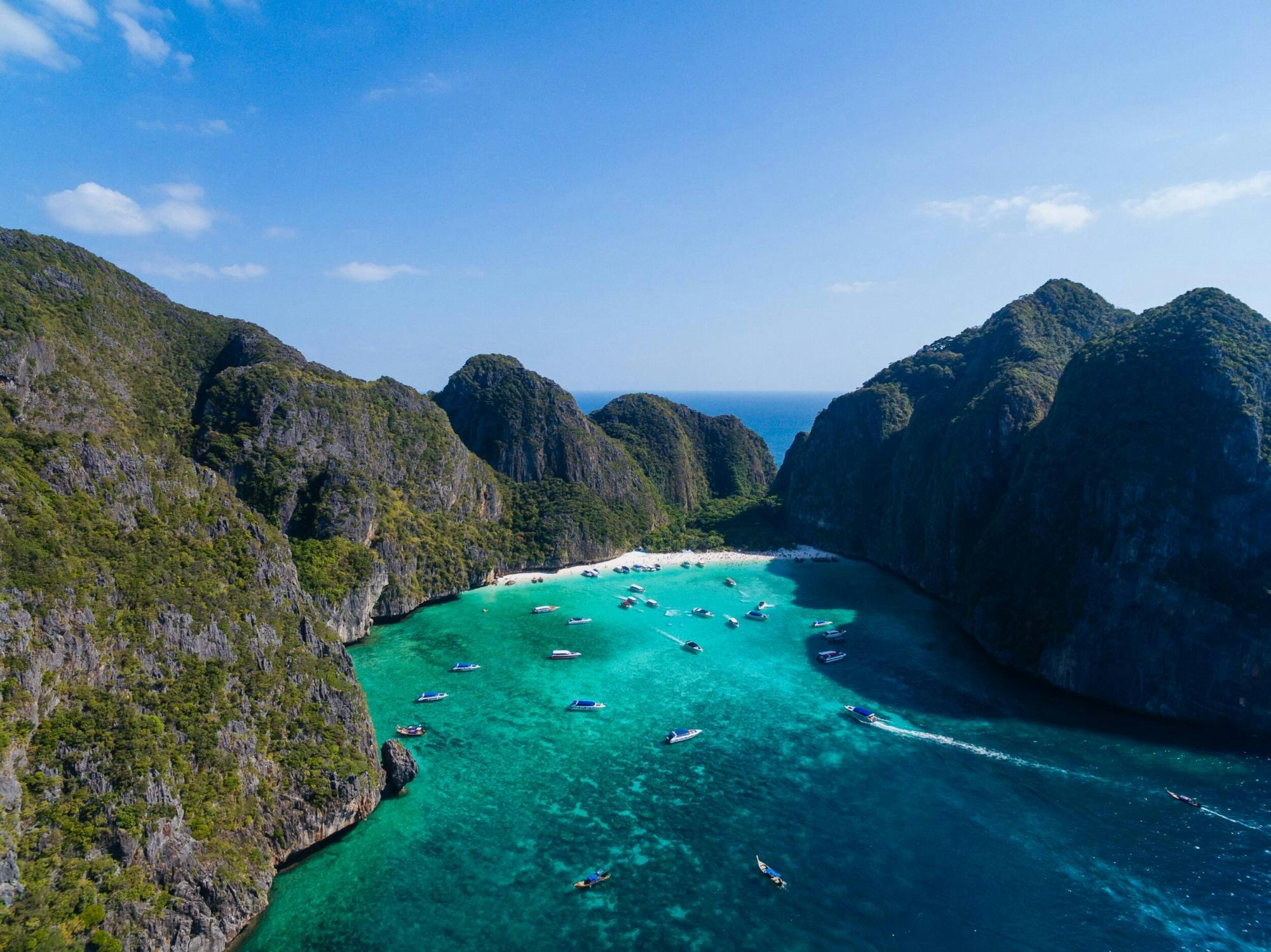 Phi Phi and Bamboo Island speedboat tour