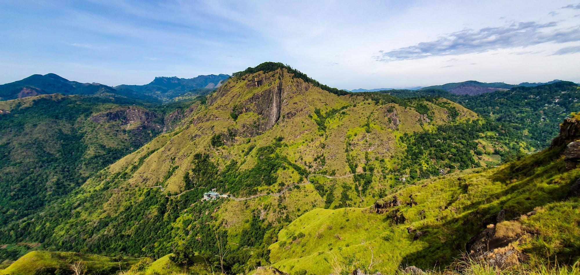 Excursion de deux jours à Adam's Peak avec randonnée au lever du soleil