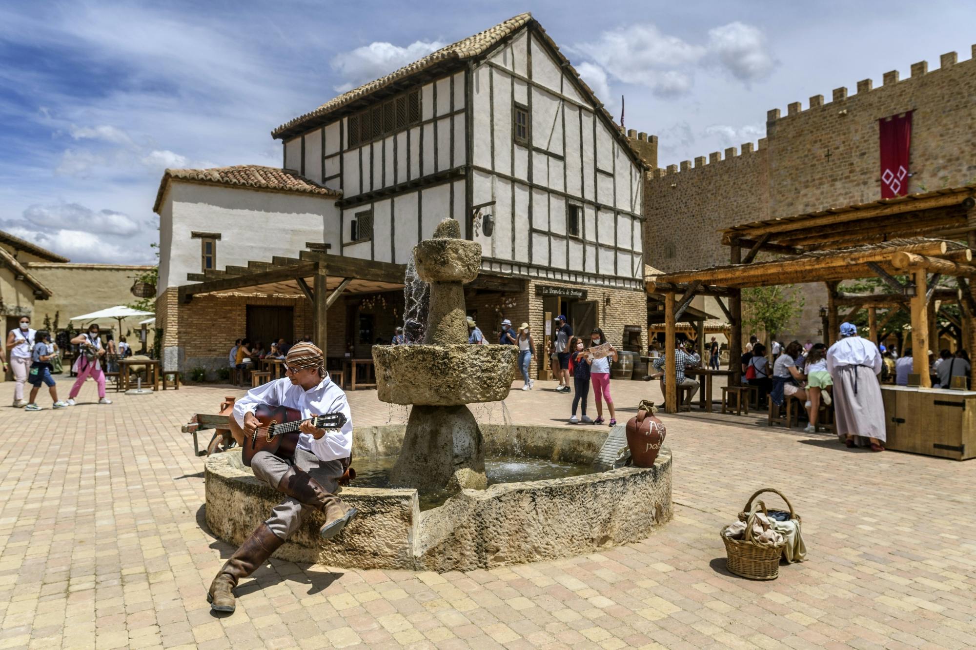 Park Puy du Fou España mit Hin- und Rücktransfer ab Madrid