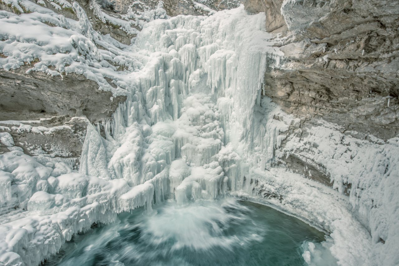 Recorrido privado personalizable de invierno en el Parque Nacional Banff