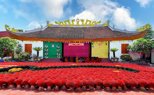 Quang Phu Cau Incense Village and Handicraft Village Day Tour