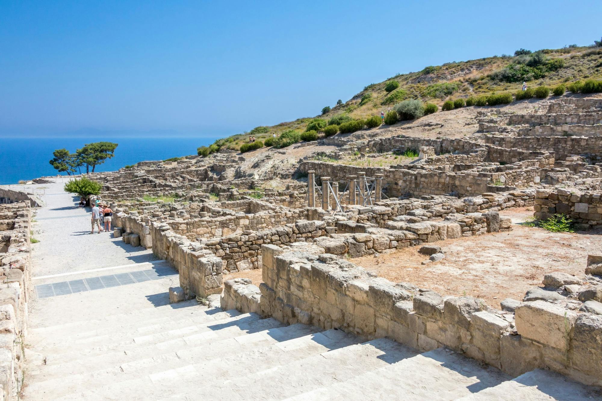 Guided island tour of western Rhodes’ top attractions