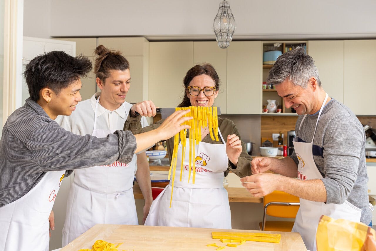 Tagliatelle and Bolognese Sauce Pasta Making Class in Bologna