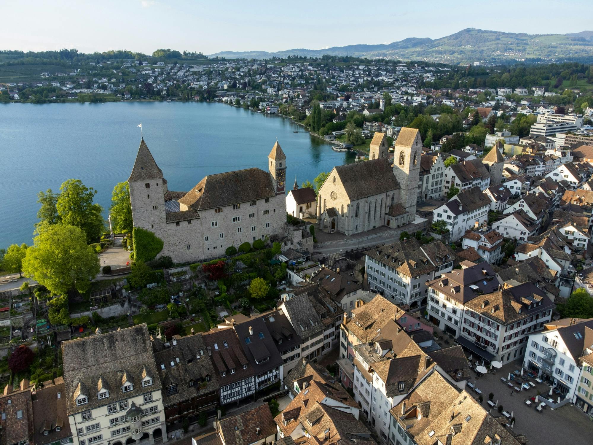 Rapperswil z wycieczką do fabryk czekolady i sera z Zurychu