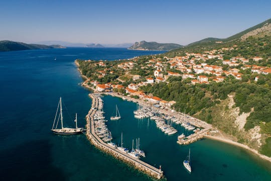 Crucero en barco por las islas de Kalamos y Kastos