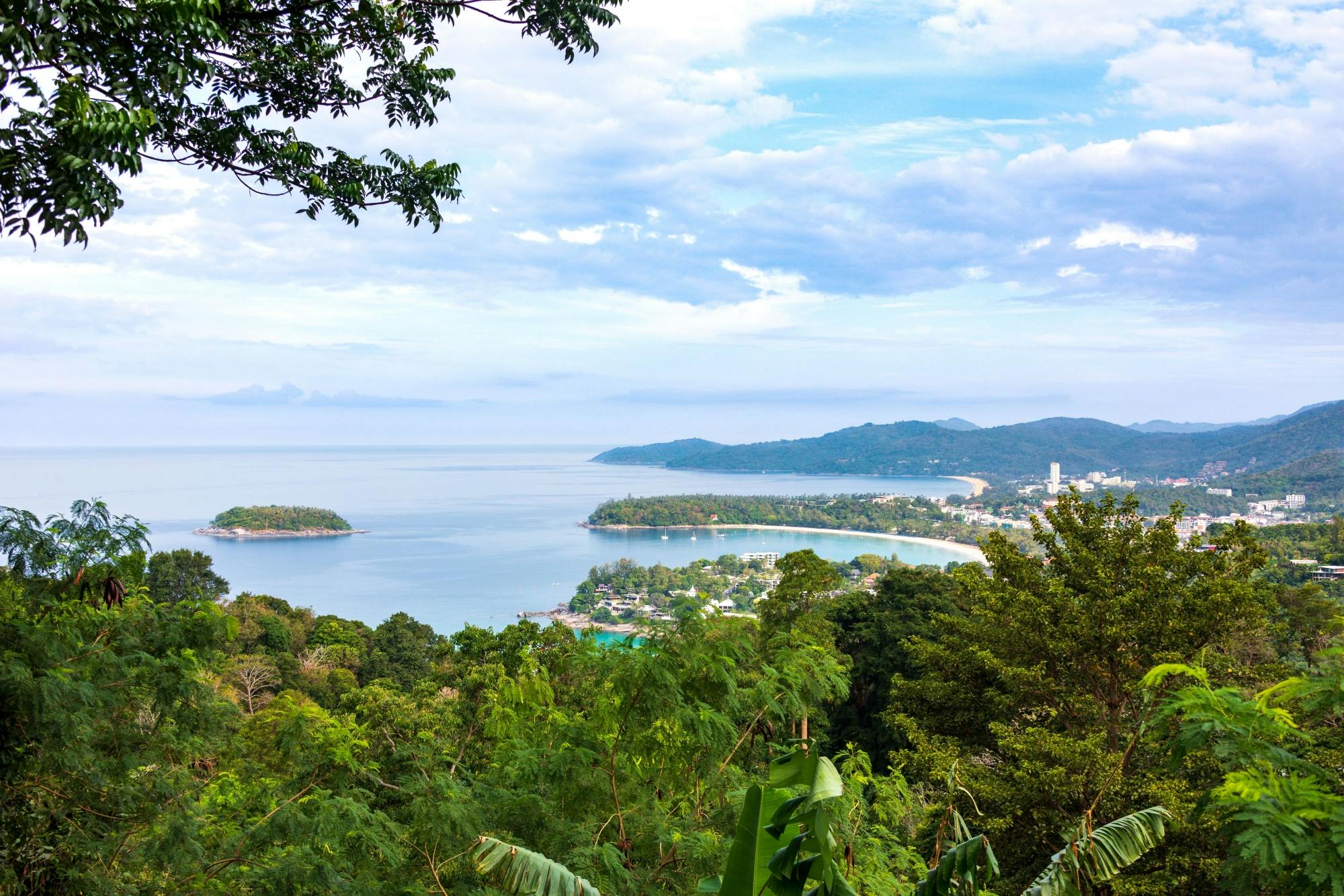 Phuket full-day temple, pearl and cashew tour with lunch