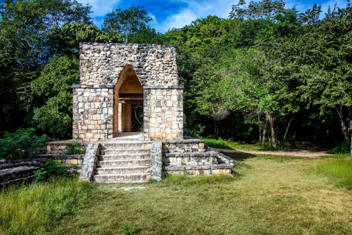 Guided Tour of Ek' Balam and Valladolid with Cenote and Lunch