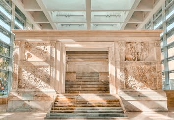 Biglietto per Ara Pacis, Castel Sant'Angelo e tour in barca hop-on hop-off