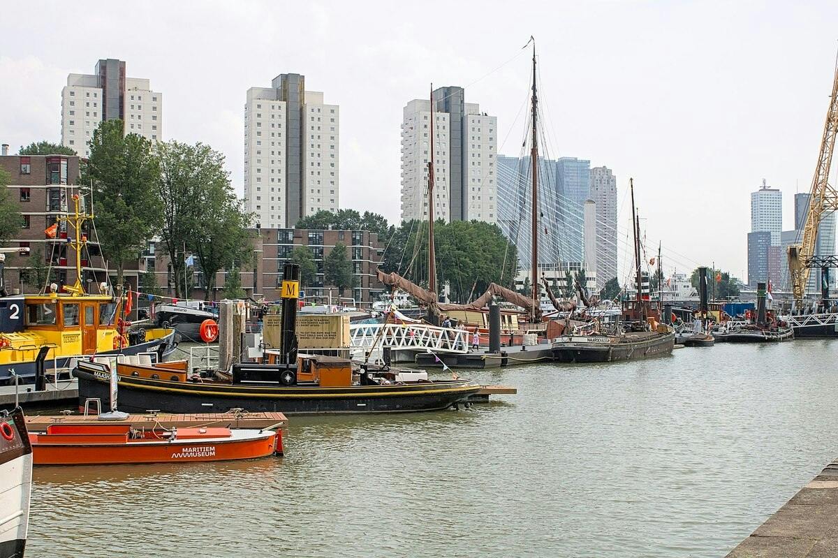 Zelfstandige wandeltocht door het moderne Rotterdam met audio-app