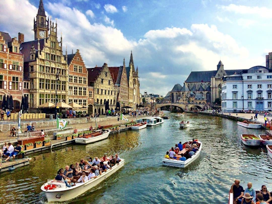 Ghent medieval city self-guided walking tour with audio app