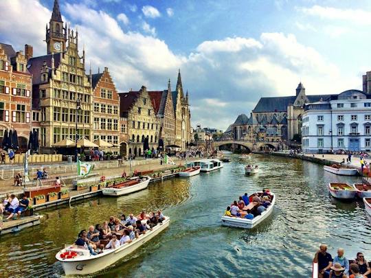 Visite guidée à pied en autonomie de la ville médiévale de Gand avec une application audio