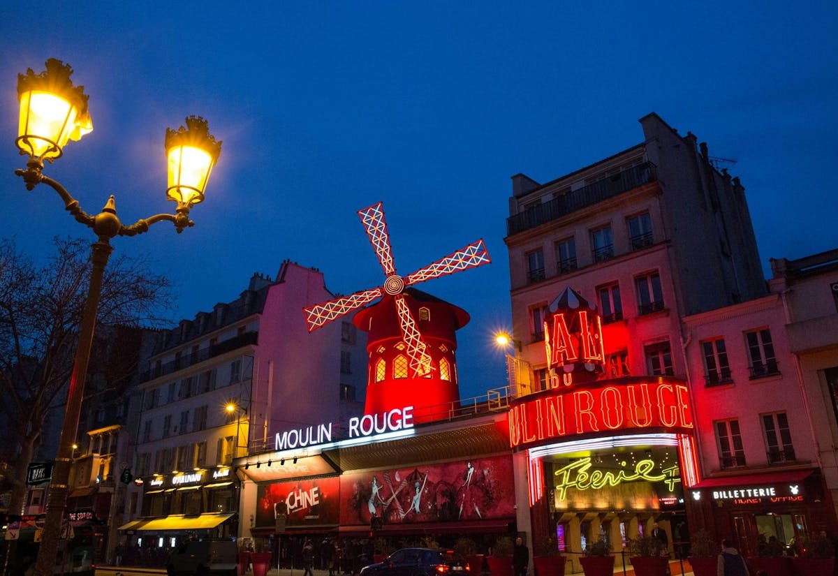 Biglietti per lo spettacolo del Moulin Rouge e per la crociera turistica