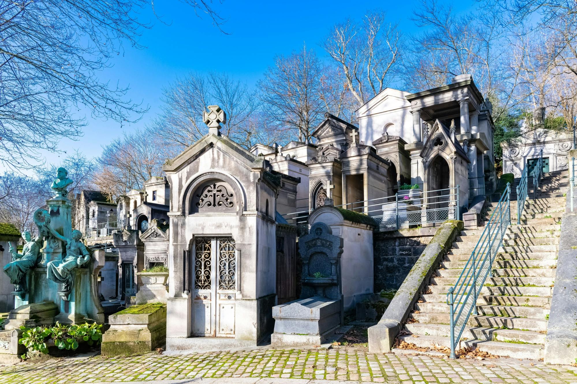 Visite guidée à pied du Père Lachaise et de ses mystères