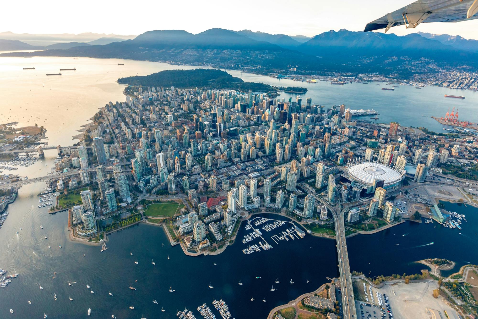 Recorrido en autobús turístico por Vancouver de 24 o 48 horas con guía en directo