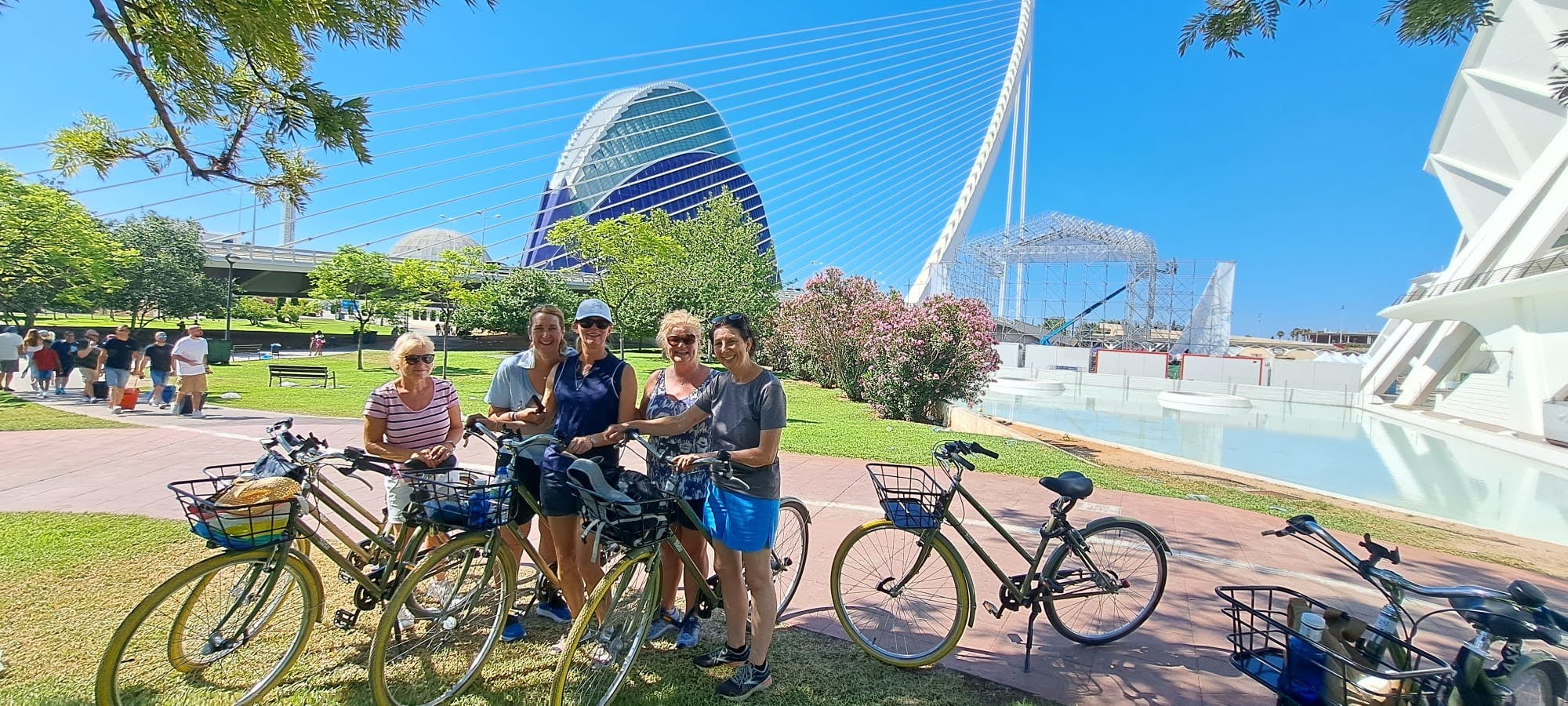 2-Hour Valencia Bike Tour to City of Arts and Sciences