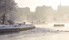 Stockholm Archipelago Winter Boat Tour with Guide