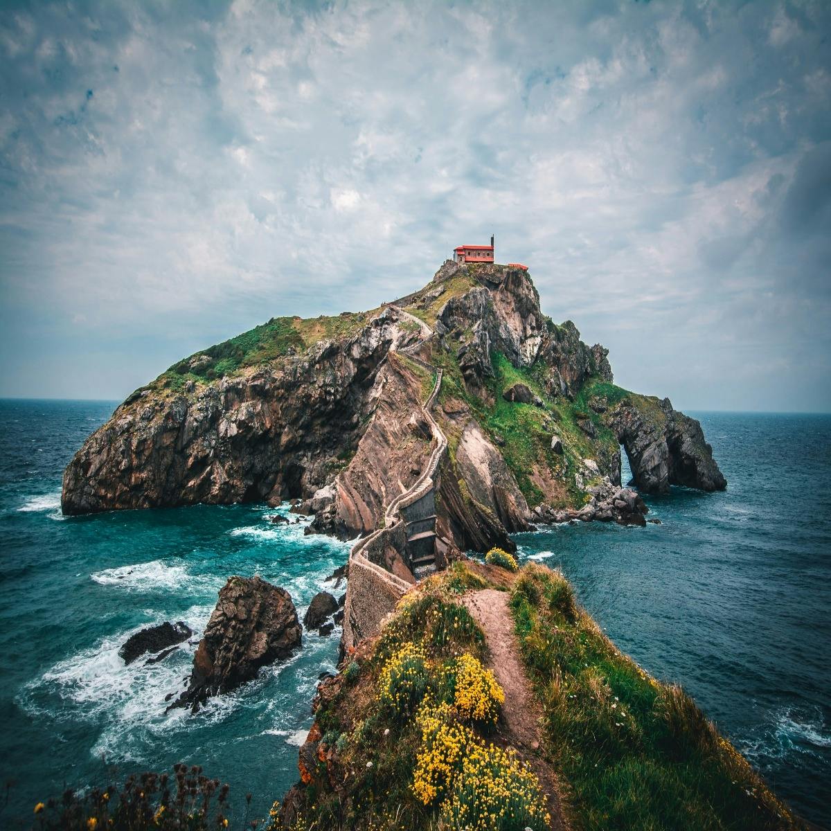 Visite de San Juan de Gaztelugatxe et de Bilbao avec le musée Guggenheim