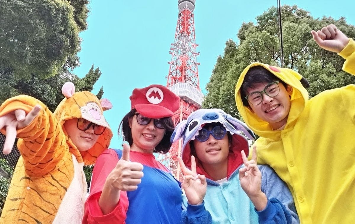 Recorrido en bicicleta eléctrica con temática de anime por la Ruta Dorada de Tokio