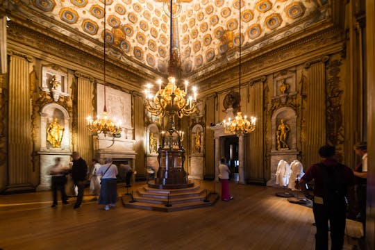 Visita al Palacio de Kensington con cambio de guardia y té de la tarde