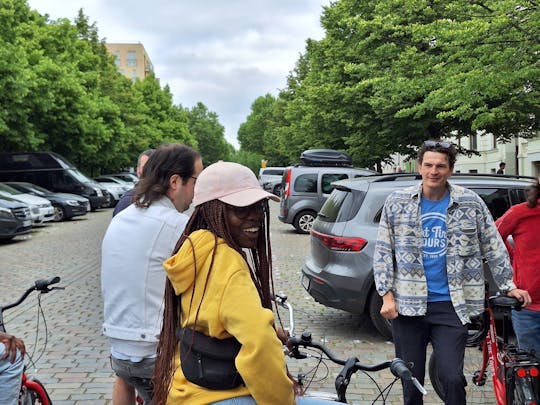 Berlin street food experience by bike