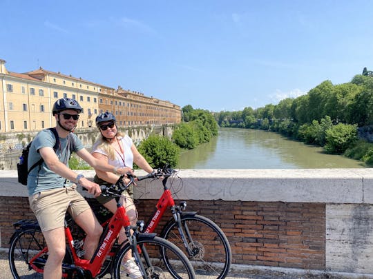 Best of Rome guided city tour by electric bike