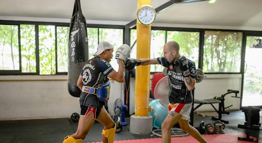 Lezione privata introduttiva di Muay Thai Boxing per principianti a Chiang Mai