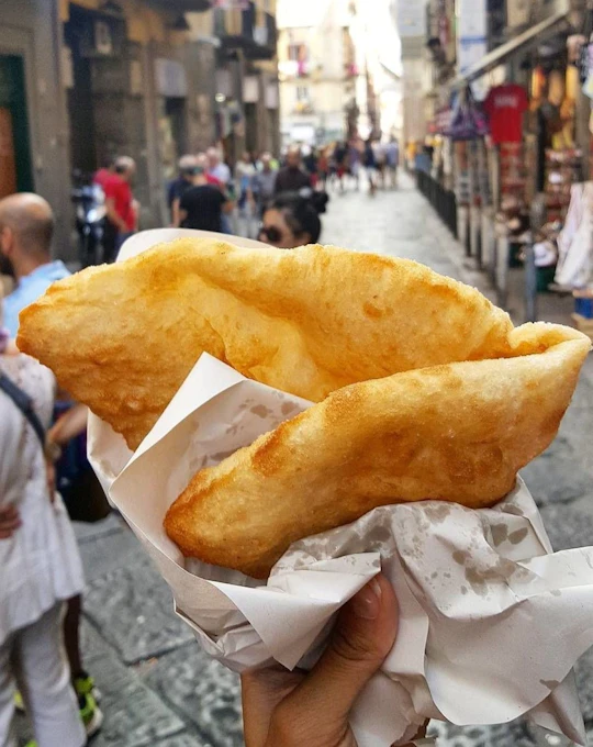 Naples Street Food Walking Tour with Tastings