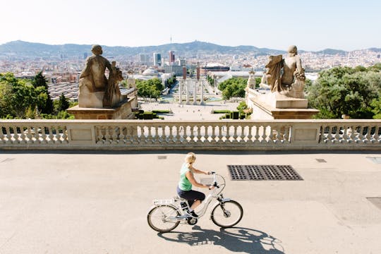 Montjuïc panoramisch uitzicht e-bike tour - 