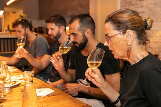 Eixample Bites: tour di degustazione di tapas, cibo e vino a Barcellona