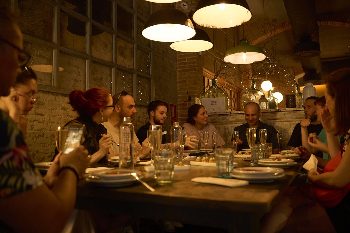 El Born Bites: Proeverijtour met lokale gerechten en wijnen in Barcelona