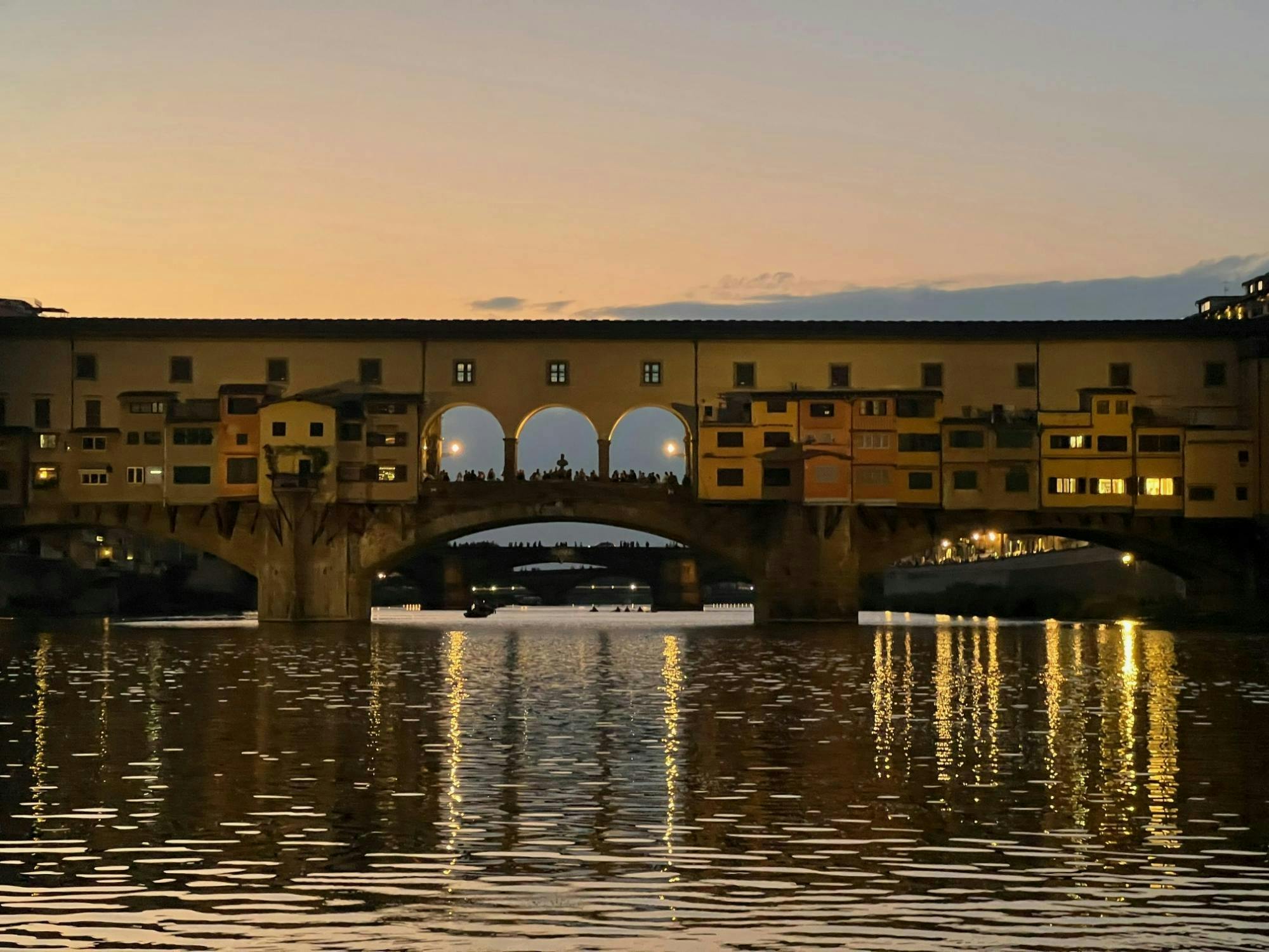 Florence River Tour on Vintage Wooden Boats with Wine