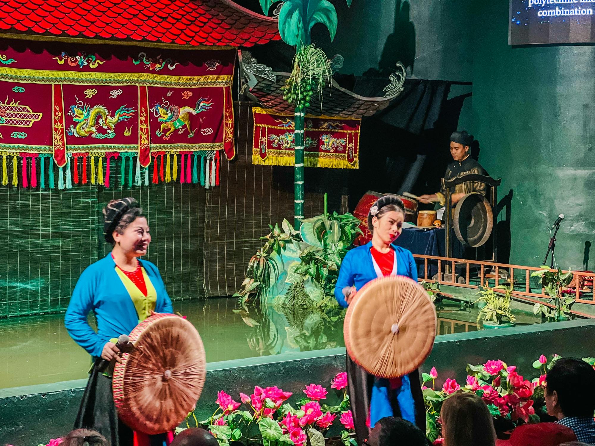 Espectáculo de marionetas de agua vietnamitas de Ha Noi y cena buffet