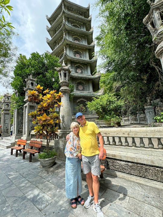 Visita guidata alle Montagne di Marmo e alla Pagoda Linh Ung